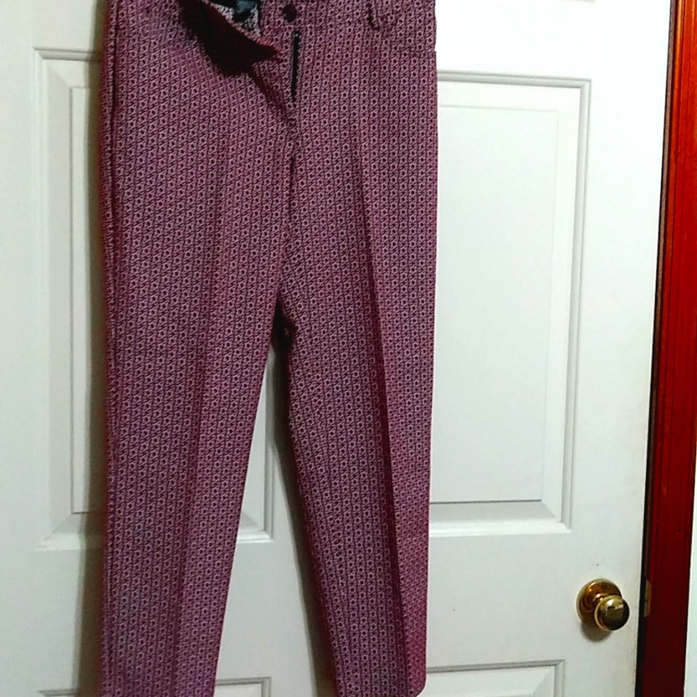 GREAT EYE CATCHING PANTS
